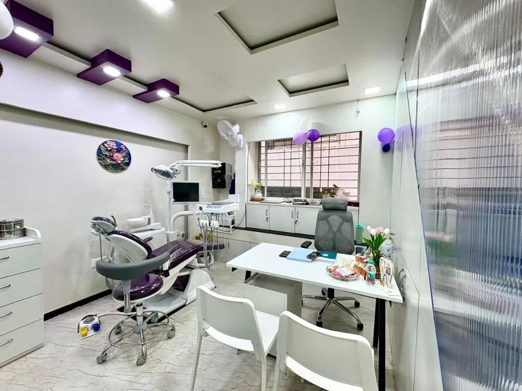 Treatment room at 32 Dental Pearls Clinic, Erandwane